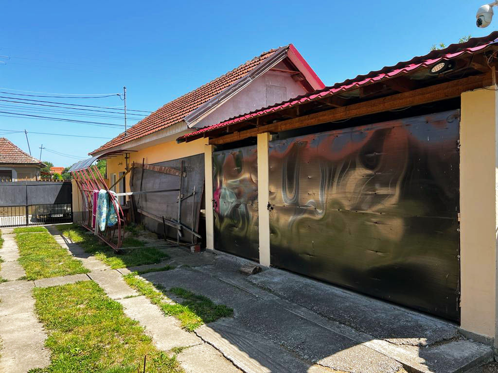 3_Casa renovată, complet mobilat - Petreu-75.000€