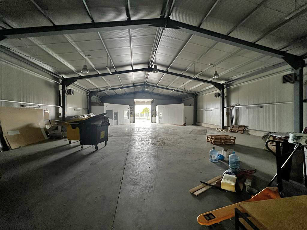 5_Hala de producție / de depozitare și o casa de locuit - Osorhei - 449.000€