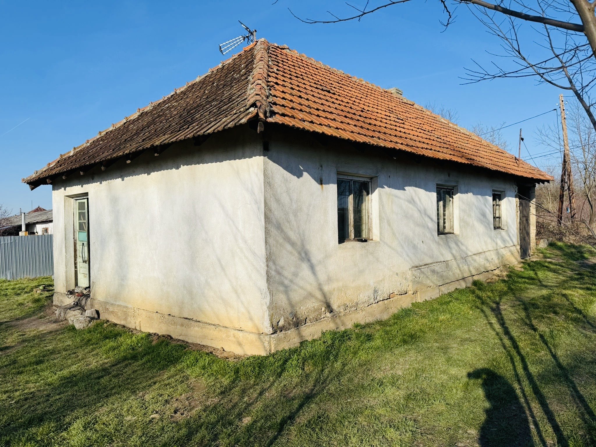 2_Casa de vânzare / spațiu comercial - Tăutelec  - 27 500 €