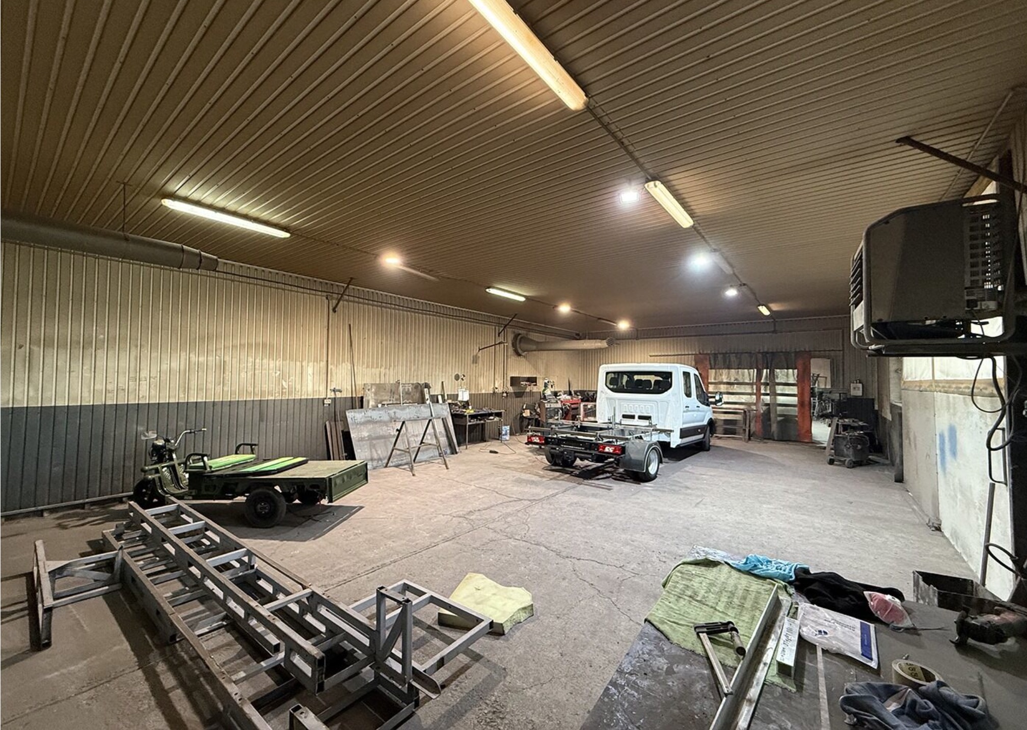 7_Hala de productie / depozitare / Service / Logistica - Calea Borsului - 2 200 000 €