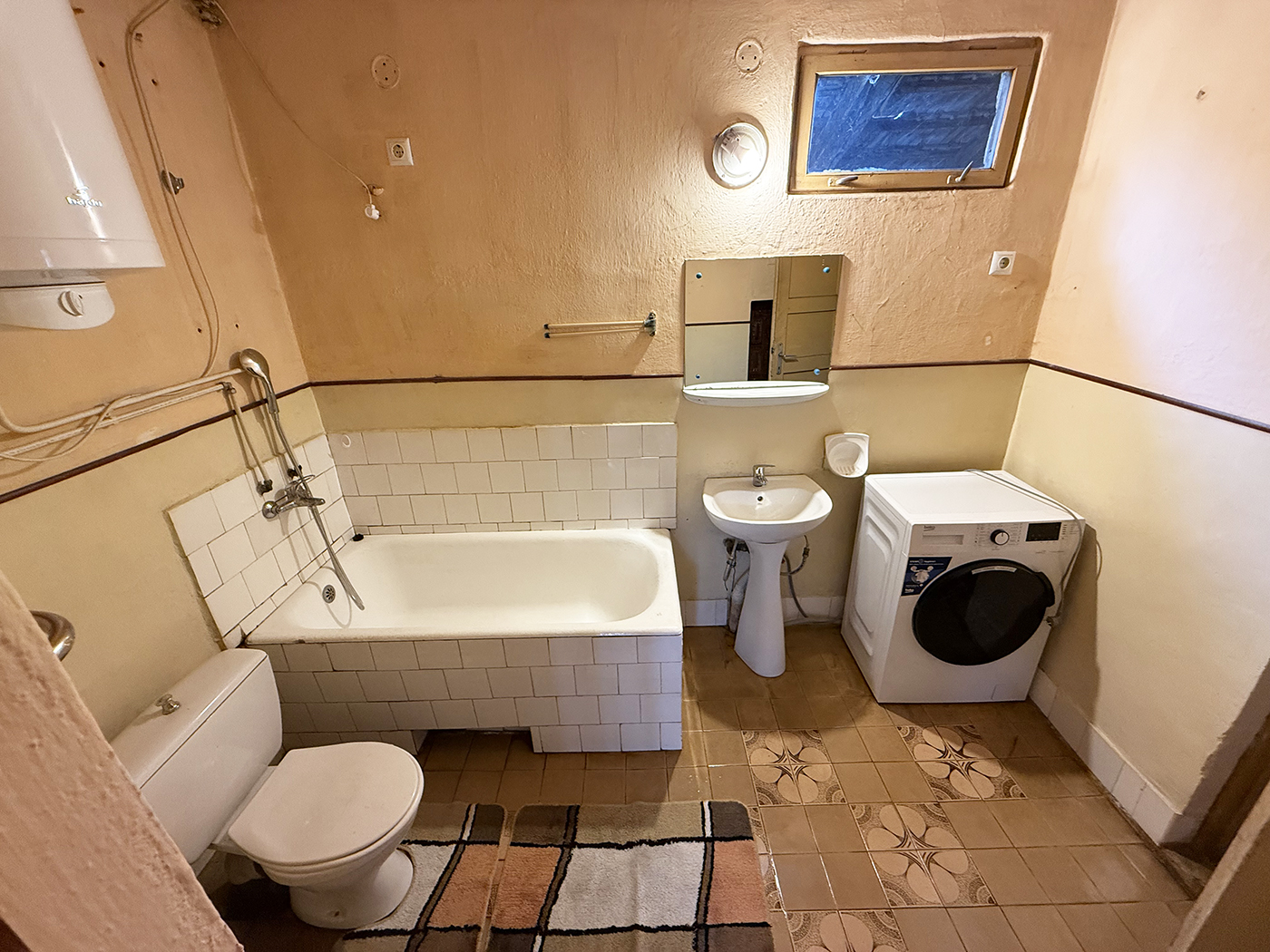 3_Casa cu 4 camere - Biharia - 105.000 €