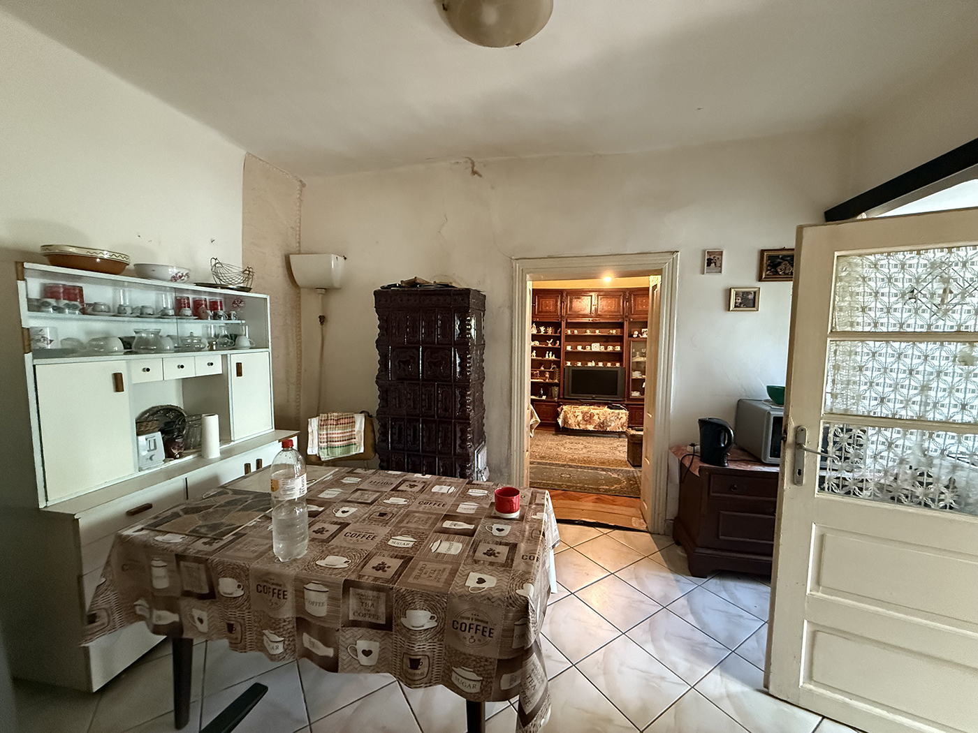 6_Casa veche cu teren de 2500 mp. - Biharia - 72.000 €