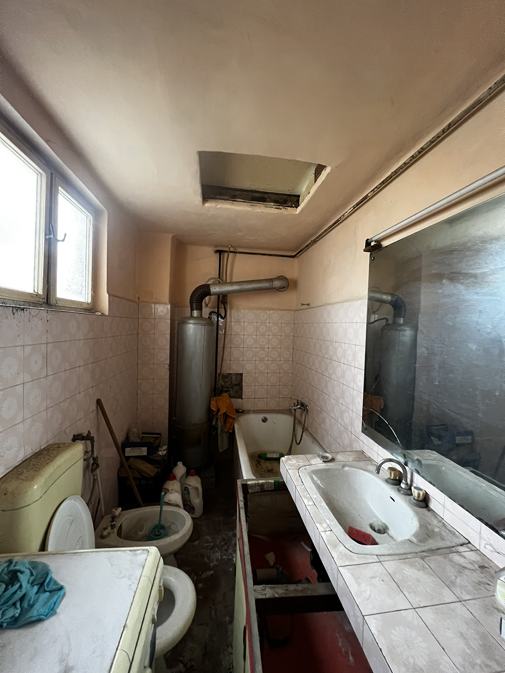 7_Conac boieresc / Casa generoasa cu 8 camere - SALARD 