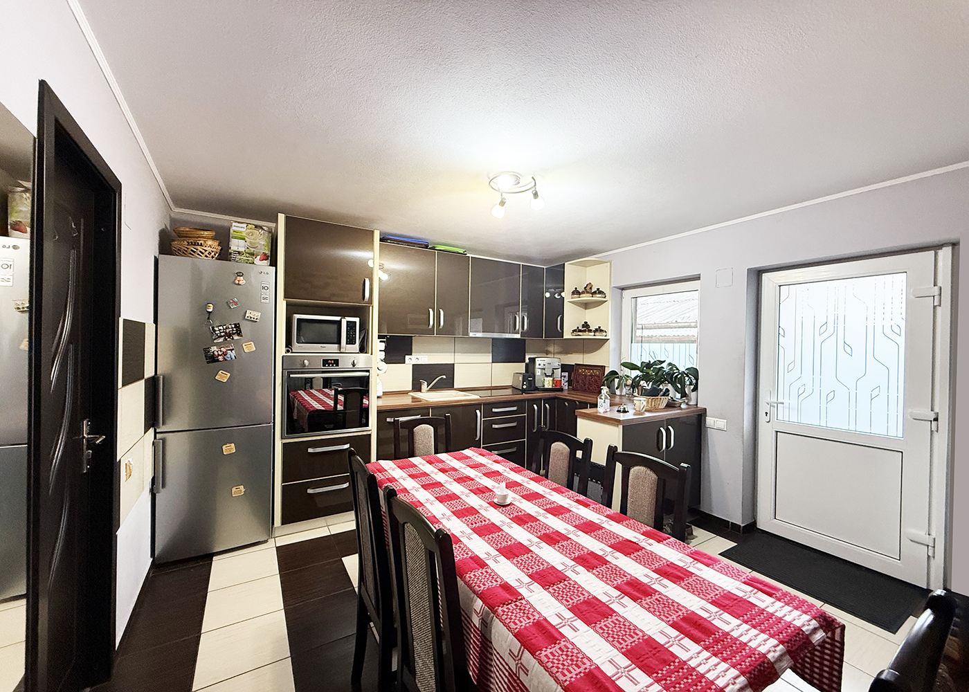 3_Casa particulara / Cladire de birouri / Sediu de firma / Cabinet - IMOBIHOR 