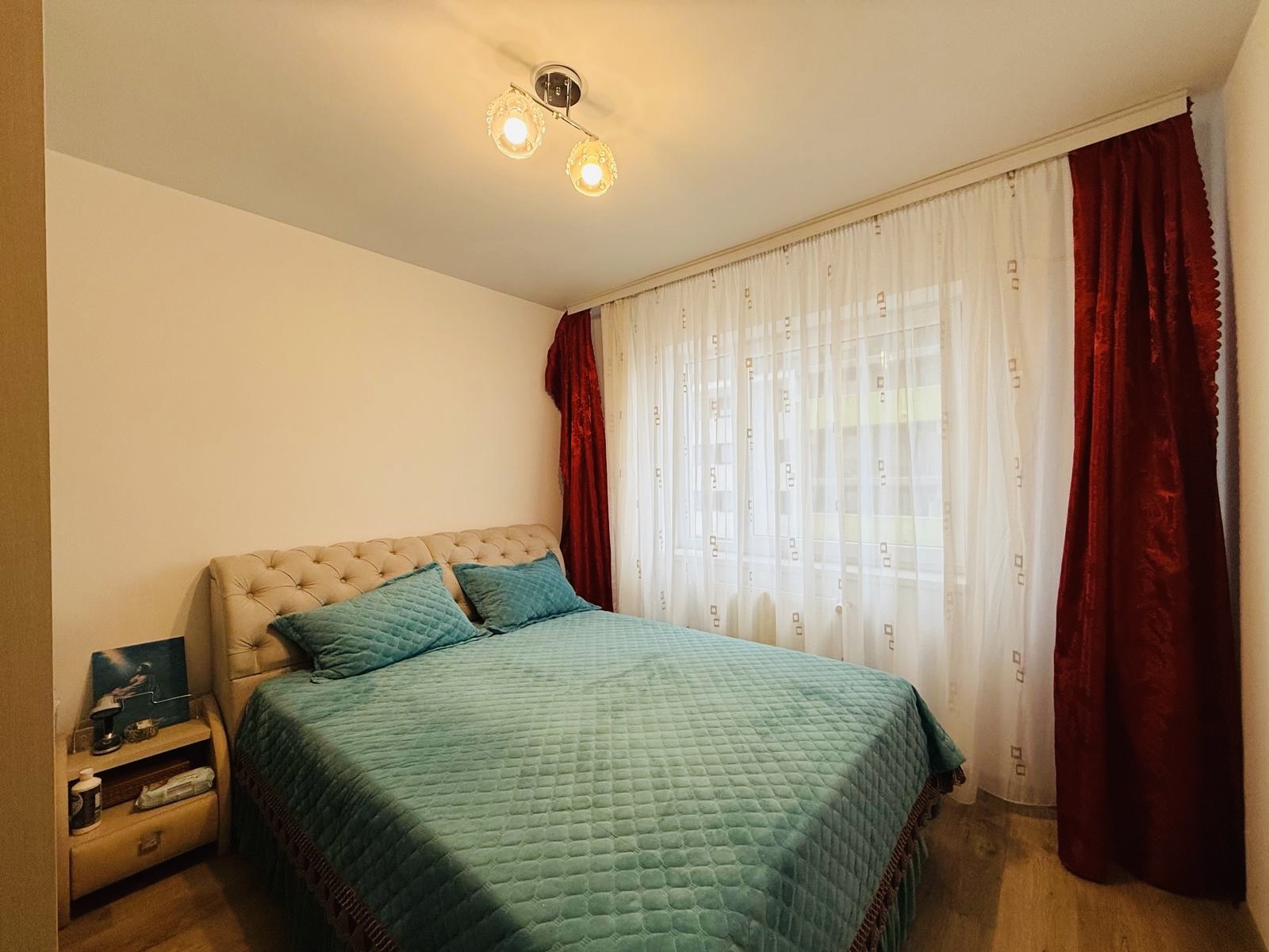 3_De închiriat – apartament 3 camere, Oradea - 500 €