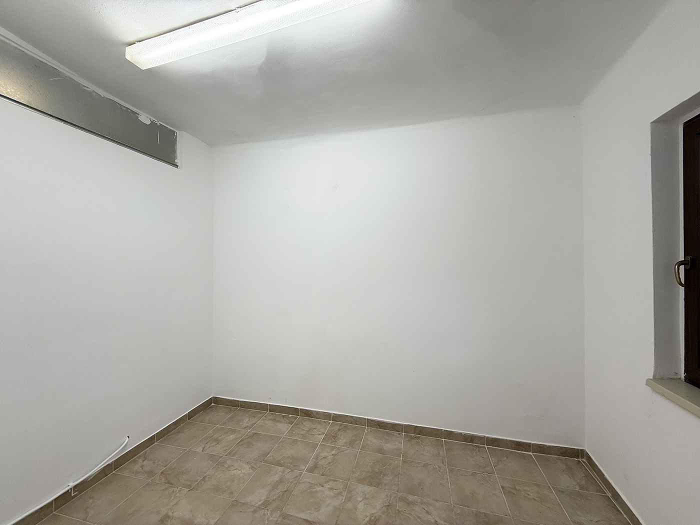 5_Apartament cu o camera in curte comuna in inima orasului - IMOBIHOR 