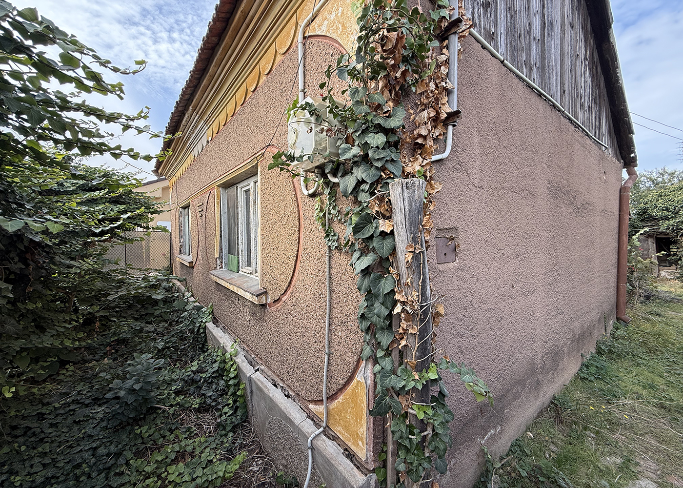 7_Loc de casa cu toate utilitatile - Episcopia Bihor - 64.900 €