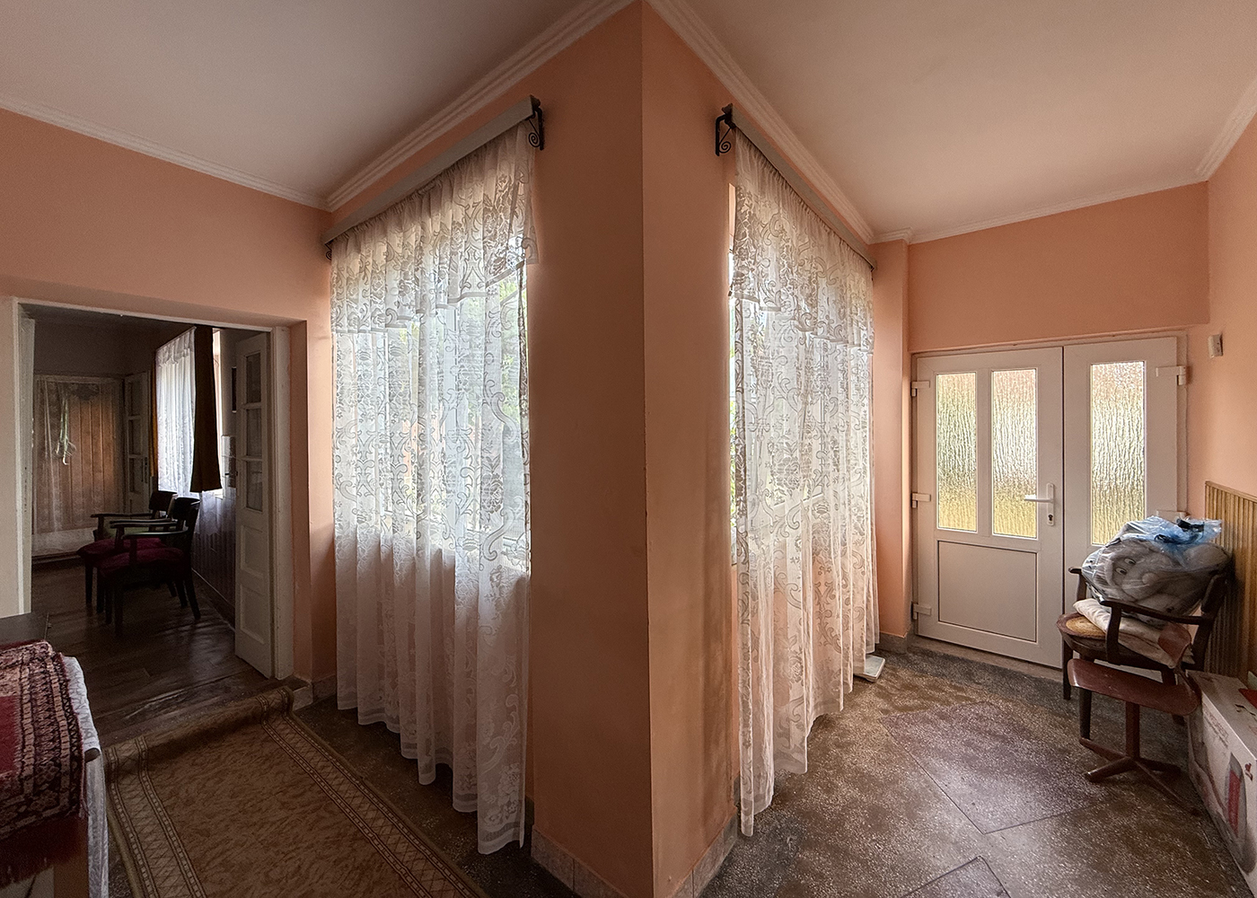 7_Casa cu teren 8000 mp. - Cetariu - 133.000 €