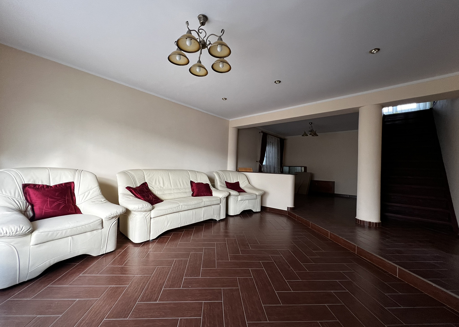 3_Spatiu si eleganta pentru intreaga familie - 289.000€