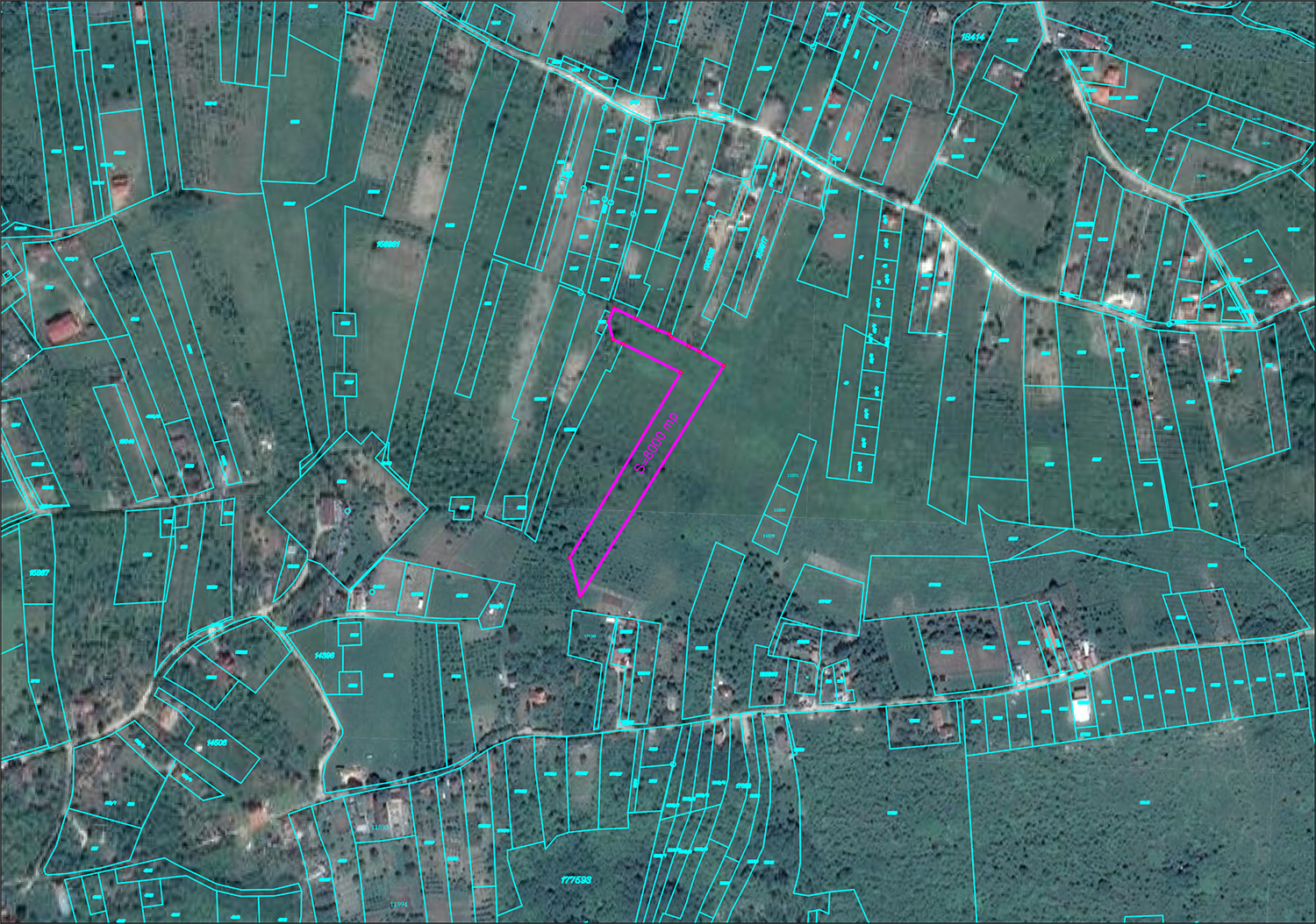 2_8000 mp. Teren - Strada Sofiei / Str. Piatra Craiului.