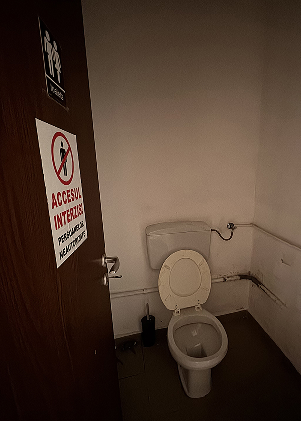 3_DE INCHIRIAT - Spatiu Comercial - vis-a-vis cu gara - 900 €